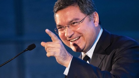 Mickey ALAM KHAN is a luxury marketer, luxury events producer, real estate brokerage advisor and former head of a leading luxury real estate network